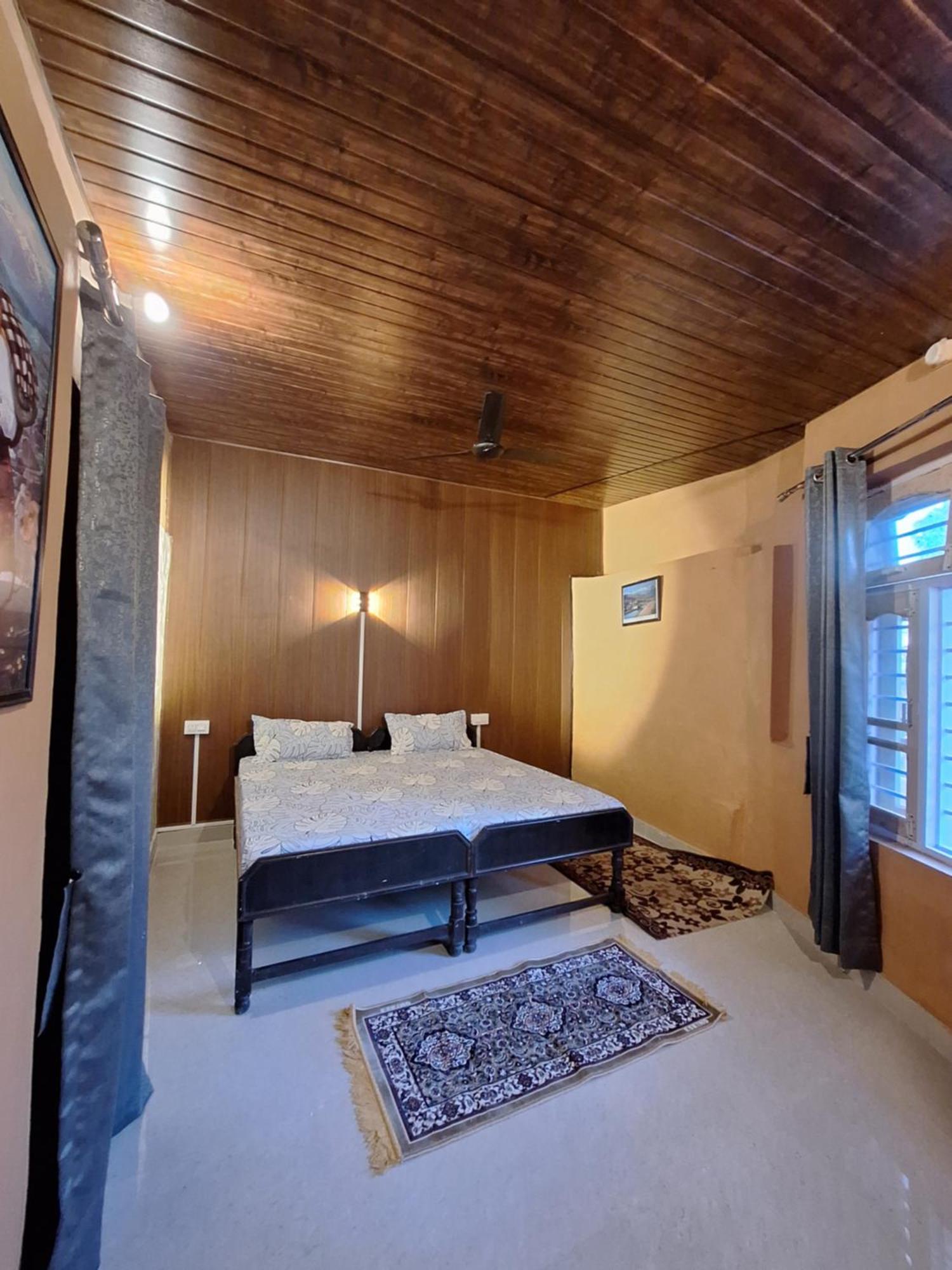 Tathastu Bir -Homestay ,Dorm,Hostel Luaran gambar
