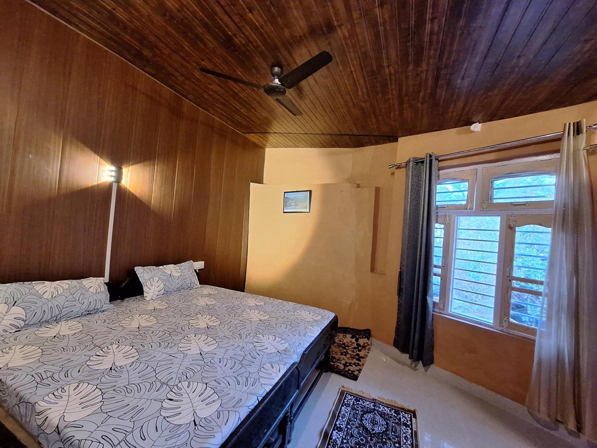 Tathastu Bir -Homestay ,Dorm,Hostel Luaran gambar