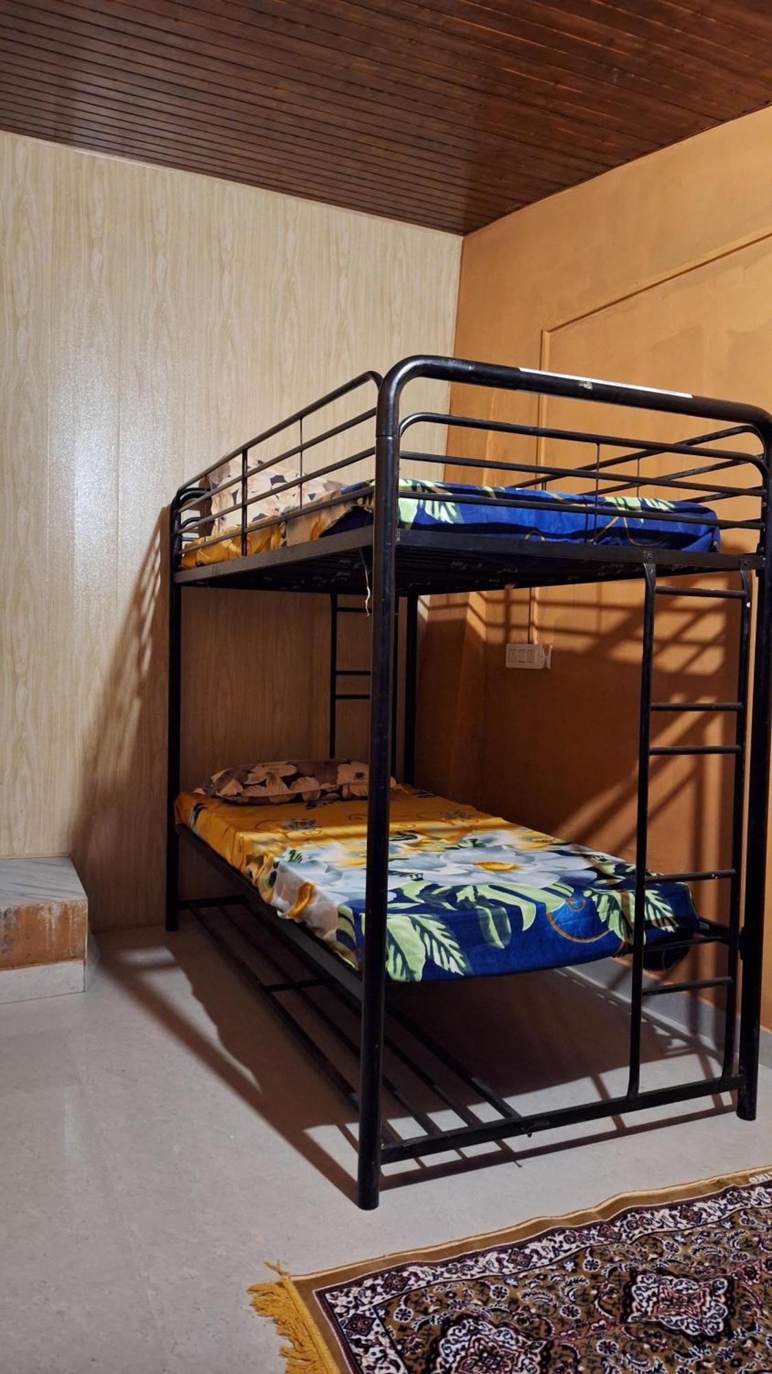 Tathastu Bir -Homestay ,Dorm,Hostel Luaran gambar